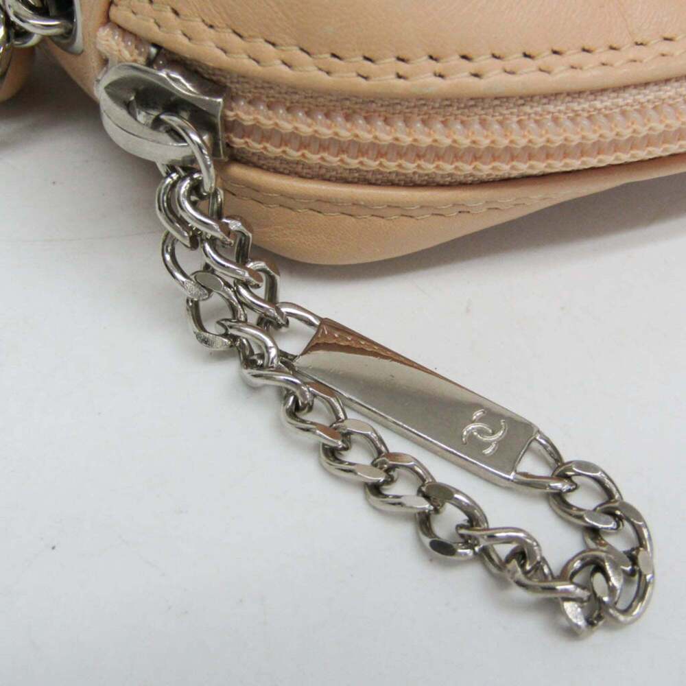 CHANEL Cream Leather Pouch - Picture 12 of 15